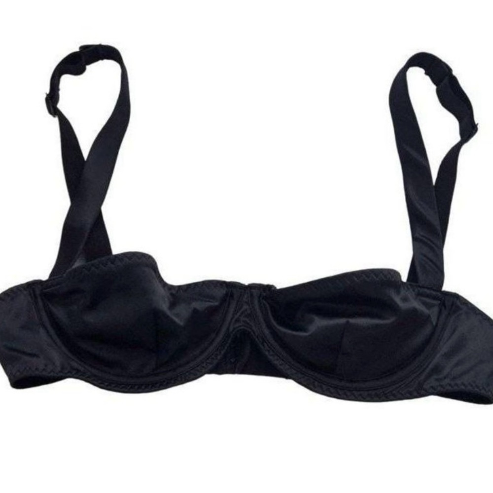 Skims demi cup underwire bra.